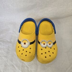 Minion Crocs Kids Size 3 Yellow Clog Shoe